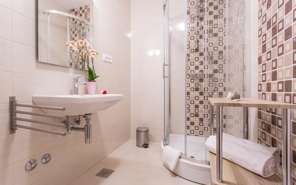 Apartments Viktorija บัชกา ภายนอก รูปภาพ
