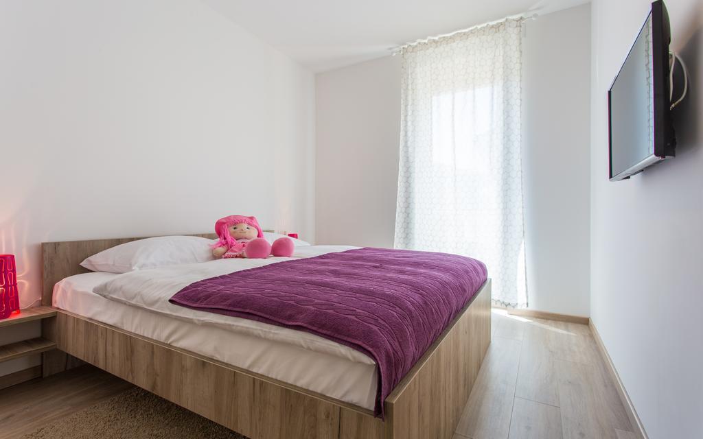 Apartments Viktorija บัชกา ภายนอก รูปภาพ