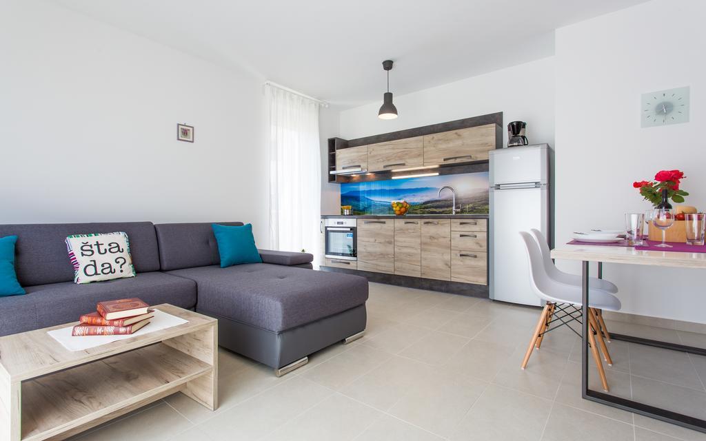 Apartments Viktorija บัชกา ภายนอก รูปภาพ