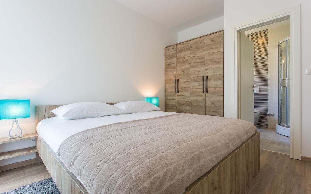 Apartments Viktorija บัชกา ภายนอก รูปภาพ