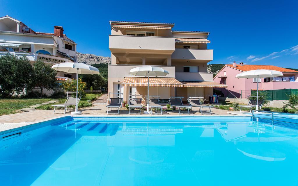 Apartments Viktorija บัชกา ภายนอก รูปภาพ