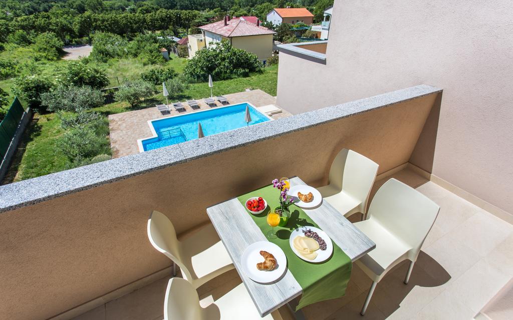 Apartments Viktorija บัชกา ภายนอก รูปภาพ
